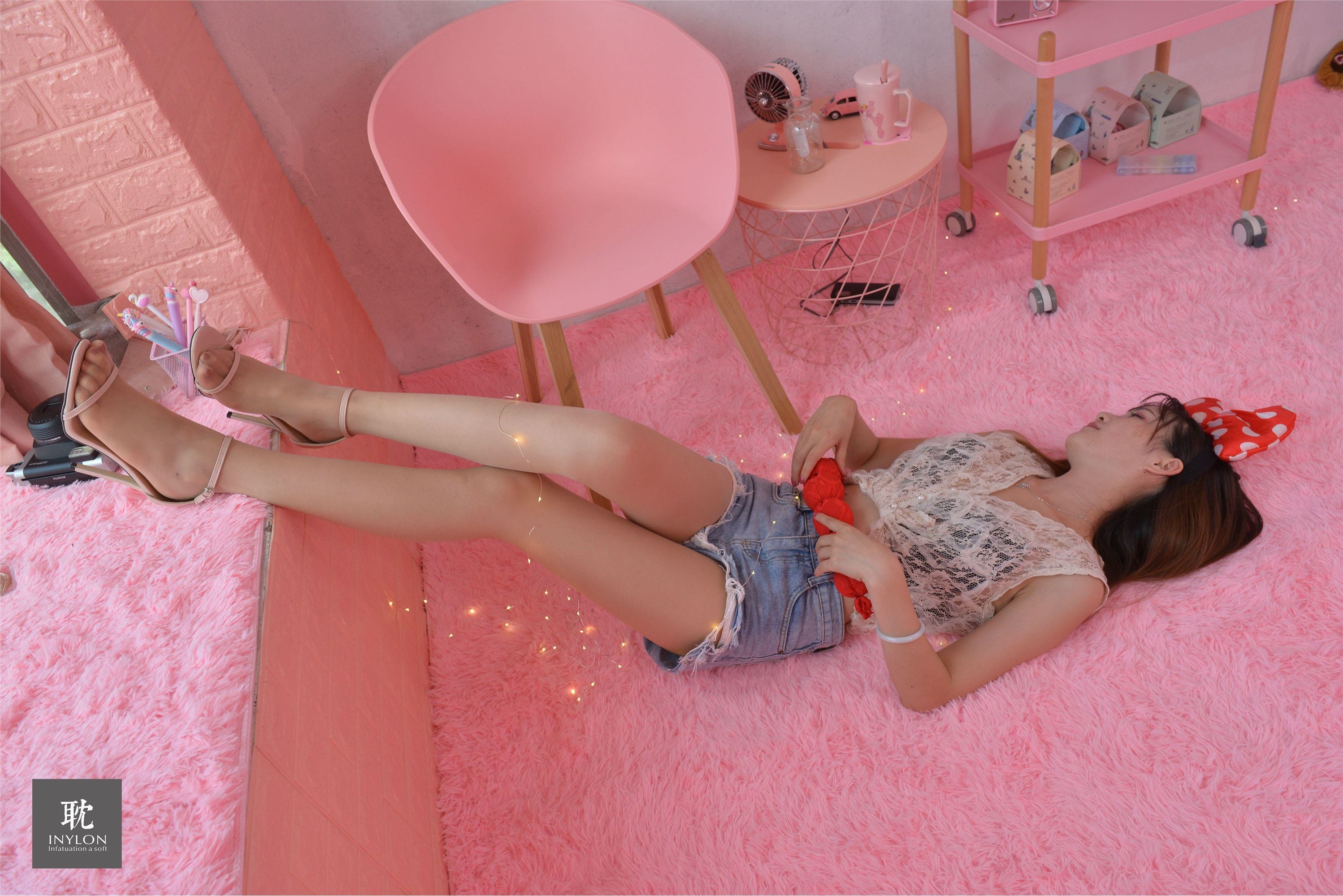 IESS异思趣向《普惠集234》- 模特：九妹《快乐的丝袜》